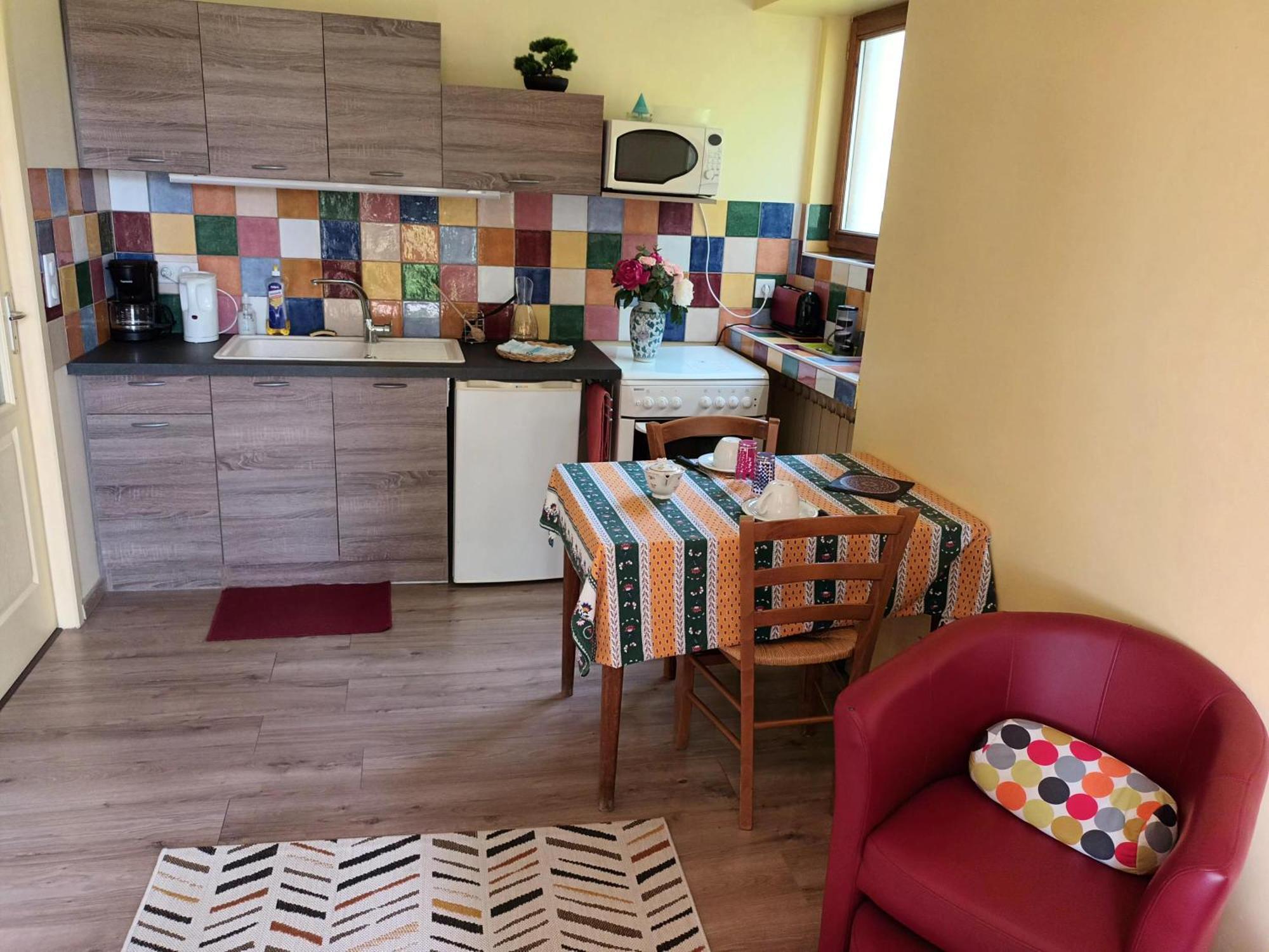 au bonheur du cedre Hotel Saint-Lattier Eksteriør billede