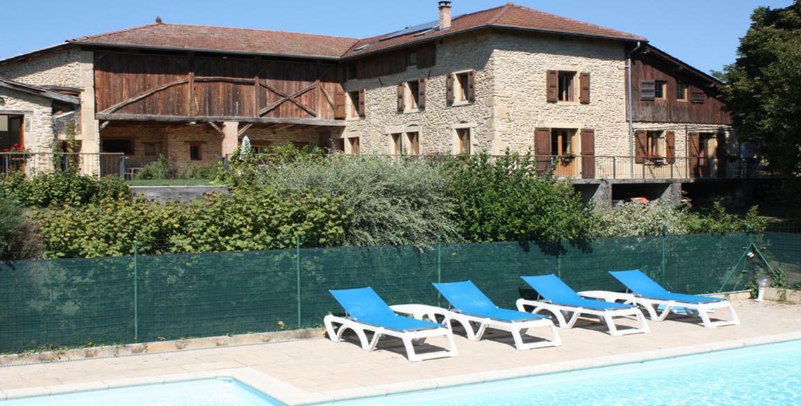 au bonheur du cedre Hotel Saint-Lattier Eksteriør billede